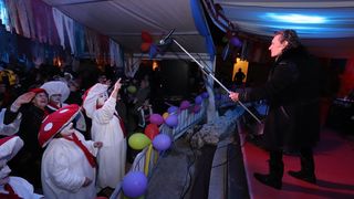 Cirkultura i Jasmin Stavros otvorili Maškare na Viru Cirkultura i Jasmin Stavros otvorili Maškare na Viru