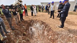 Biograd na Moru: Postavljen kamen temeljac za zabavni park Mirnovec. Foto: Dino Stanin/PIXSELL Biograd na Moru: Postavljen kamen temeljac za zabavni park Mirnovec. Foto: Dino Stanin/PIXSELL