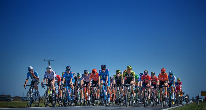 Listopad – Cro Race biciklistička utrka