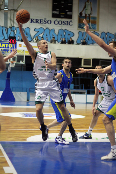 KK Sonik Puntamika – KK Križevci 67-76 (foto:Saša Čuka) KK Sonik Puntamika – KK Križevci 67-76 (foto:Saša Čuka)