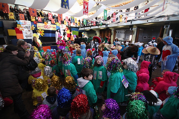 Karnevalić Radija 057, 16. veljače 2012, Foto: Saša Čuka Karnevalić Radija 057, 16. veljače 2012, Foto: Saša Čuka