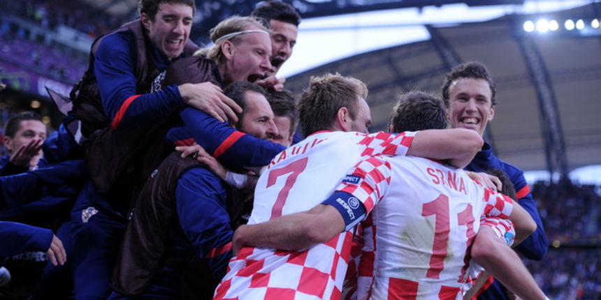 Poznan, 140612.
EURO 2012.
Gradski stadion u Poznanu.
Utakmica drugog kola skupine C, Europskog nogometnog prvenstva u Poljskoj i Ukrajini, izmedju Italije i Hrvatske.
Na fotografiji: slavlje Hrvatskih reprezentativaca nakon pogotka Marija Mandzukica.
Fot