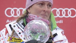 Lenzerheide, 190311.
Zavrsnica Svjetskog skijaskog kupa u skijanju u svicarskom mjestu Lenzerheide, Ivica Kostelic kao najbolji skijas u ukupnom poretku osvajac velikog kristalnog globusa i jos dva mala globusa za kombinaciju i slalom.
Na slici: Janica K Lenzerheide, 190311.
Zavrsnica Svjetskog skijaskog kupa u skijanju u svicarskom mjestu Lenzerheide, Ivica Kostelic kao najbolji skijas u ukupnom poretku osvajac velikog kristalnog globusa i jos dva mala globusa za kombinaciju i slalom.
Na slici: Janica K