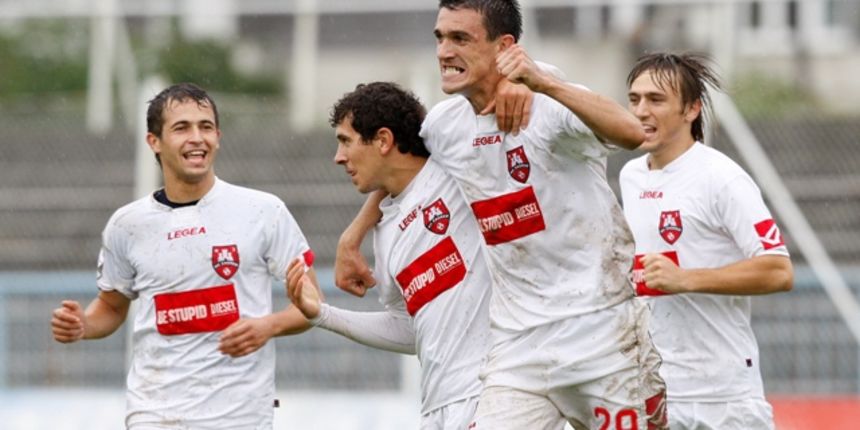 Zagreb – Rijeka 260910 Ivan Krstanović Zagreb – Rijeka 260910 Ivan Krstanović