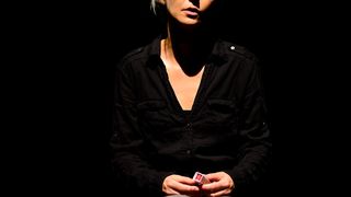 “Ana i Ona” naziv je predstave čijom je premijerom sinoć u zadarskom Kazalištu lutaka započela umjetnička revija pod nazivom “Nosi se Teatro Verrdi”.