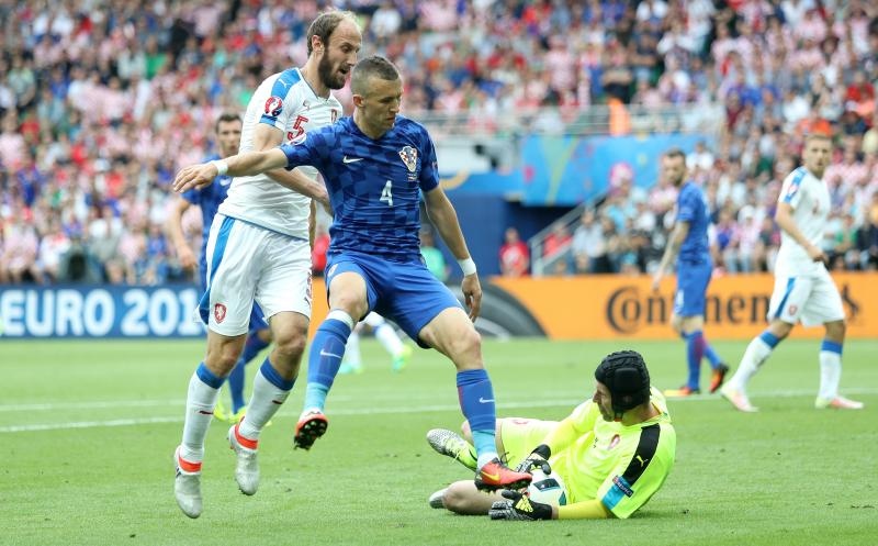 Stadion Geoffroy-Guichard, Saint-Etienne, UEFA EURO 2016., 2. kolo, skupina D, Česka – Hrvatska. Photo: PIXSELL Stadion Geoffroy-Guichard, Saint-Etienne, UEFA EURO 2016., 2. kolo, skupina D, Česka – Hrvatska. Photo: PIXSELL