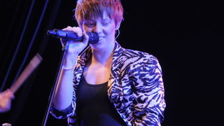 Sibenik, 090811.
Summer eko music festival Terraneo 2011.
Prvog dana na festivalu Terraneo nastupila je britanska elektro – pop grupa La Roux.
Na slici: frontmenica gupe La Roux Elly Jackson.
Foto: Marija Mihic / CROPIX Sibenik, 090811.
Summer eko music festival Terraneo 2011.
Prvog dana na festivalu Terraneo nastupila je britanska elektro – pop grupa La Roux.
Na slici: frontmenica gupe La Roux Elly Jackson.
Foto: Marija Mihic / CROPIX