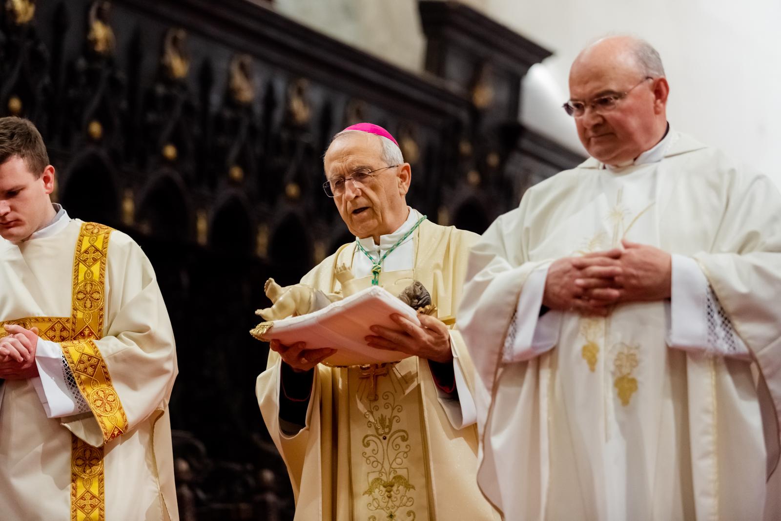 Polnoćka u katedrali svete Stošije