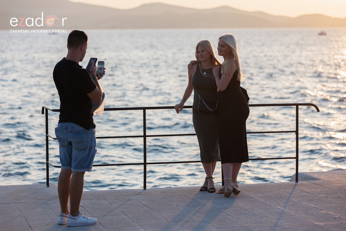 Večernji đir po gradu 3. listopada 2023. Večernji đir po gradu 3. listopada 2023.