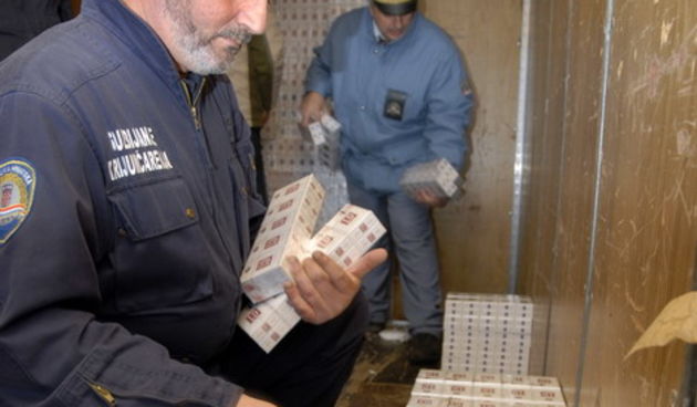 Zapljena cigareta, Denis Jerkovic / Cropix