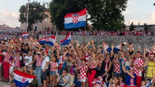 Veličanstven doček četvorice zadarskih Vatrenih od Gradskog mosta do Foruma