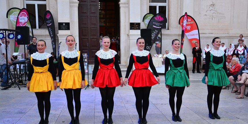 Hrvatsko NAJ na Narodnom trgu Hrvatsko NAJ na Narodnom trgu