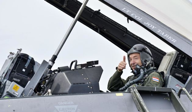 Damir Krstičević prvi hrvatski ministar obrane koji je imao prilike letjeti u američkom F-16