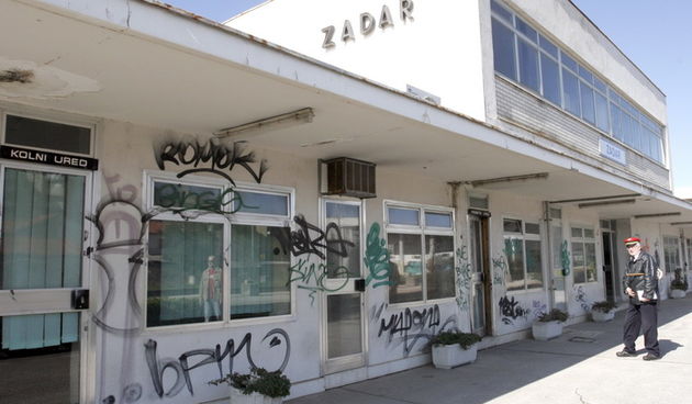 Devastirana cekaonica na Zeljeznickom kolodvoru u Zadru, Branislav Grgurovic / CROPIX