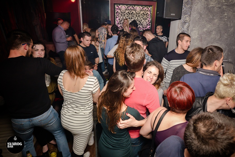Subotnji party u Svarog baru