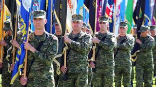 Svečano postrojavanje na stadionu u Kranjčevićevoj u povodu Dana Oružanih snaga Republike Hrvatske. Foto. PIXSELL Svečano postrojavanje na stadionu u Kranjčevićevoj u povodu Dana Oružanih snaga Republike Hrvatske. Foto. PIXSELL