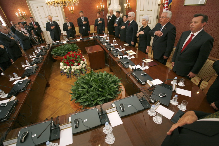 Zagreb, 250611.
Hrvatska Vlada, Banski dvori.
Svecana sjednica Hrvatske Vlade,povodom Dana drzavnosti.
Foto:  Damjan Tadic / CROPIX
