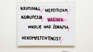 Izložbom ”Pičkin dim” 80 umjetnika uputilo tihi prosvjed protiv cenzure umjetnosti Izložbom ”Pičkin dim” 80 umjetnika uputilo tihi prosvjed protiv cenzure umjetnosti
