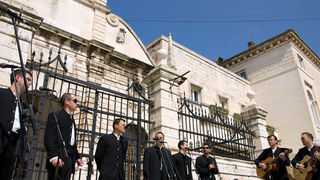 Klapa Kadena na Narodnom trgu, 12. travnja 2009.