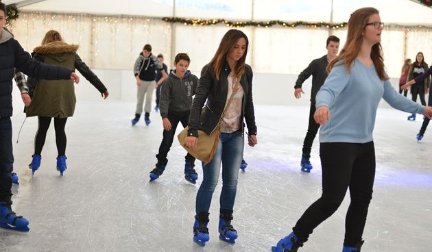 Otvoreno klizalište na Forumu