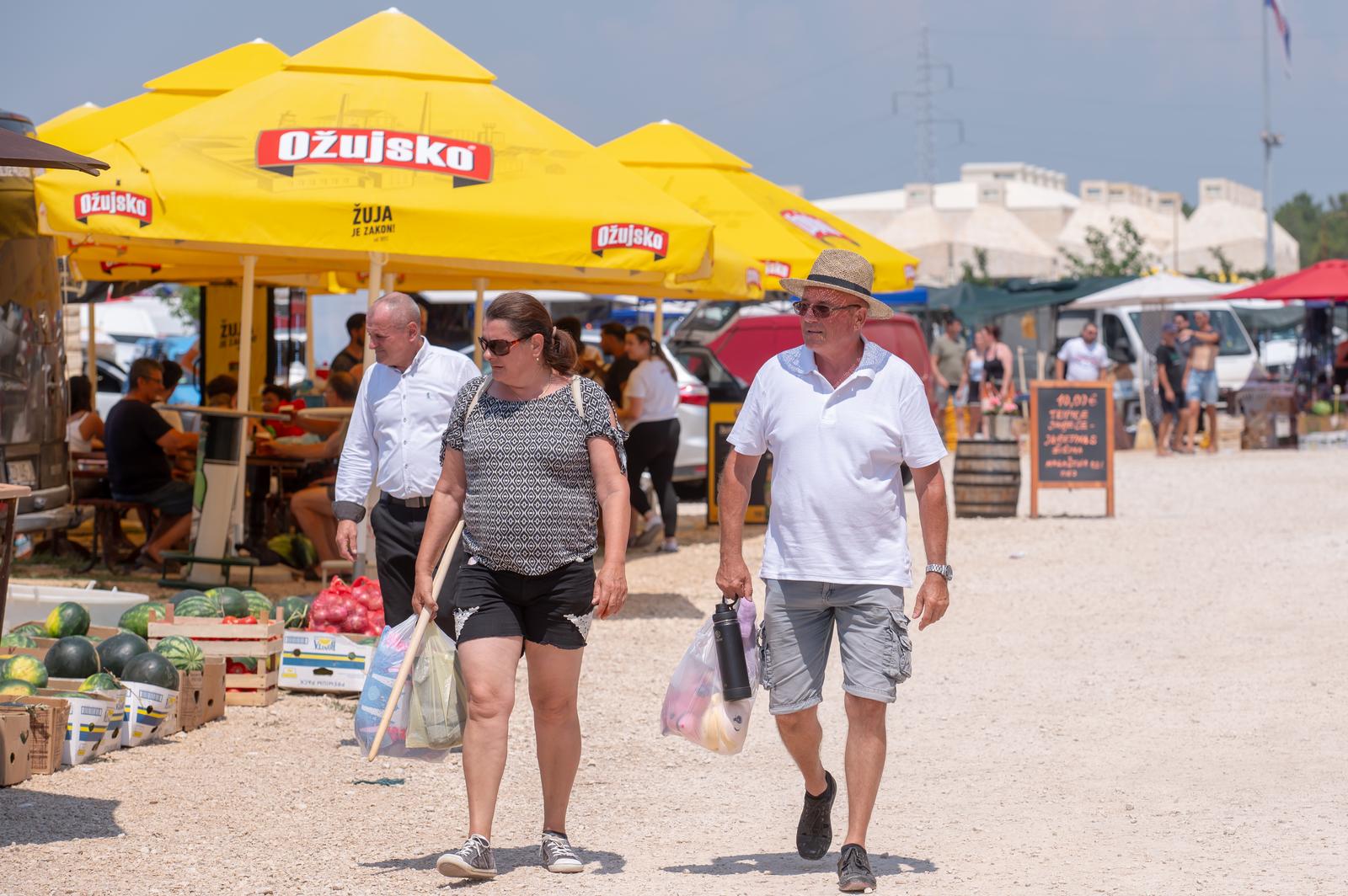 Benkovački sajam u objektivu Dina Stanina