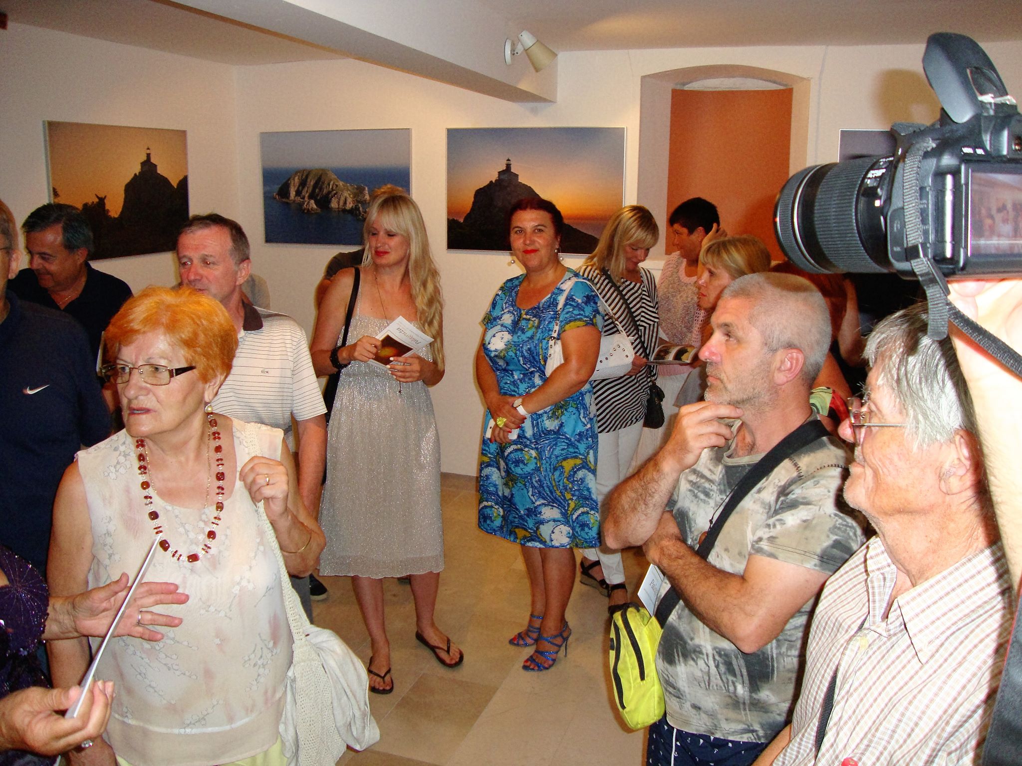 Otvorenje izložbe fotografija “Palagruža” Vinka Pešića u Zavičajnom muzeju Biograd na Moru Otvorenje izložbe fotografija “Palagruža” Vinka Pešića u Zavičajnom muzeju Biograd na Moru