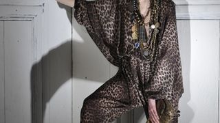 Lanvin predjesenska kolekcija za žene 2010. (Coutorture.com) Lanvin predjesenska kolekcija za žene 2010. (Coutorture.com)