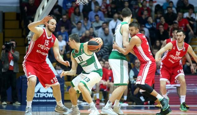 04.02.2016., KC Drazen Petrovic, Zagreb – Turkish Airlines Euroliga, TOP 16, skupina E, 6. kolo, KK Cedevita – Panathinaikos B.C. Miro Bilan, Dimitris Diamantidis. Photo: Igor Kralj/PIXSELL