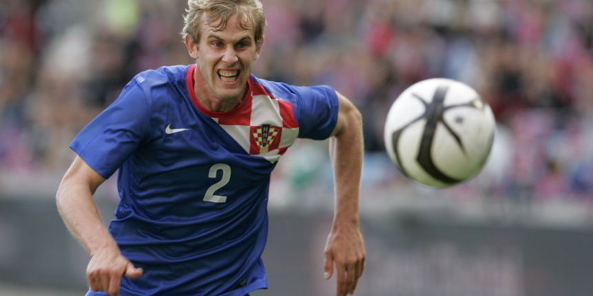 Oslo, Norveska, 020612.
Stadion Ullevaal.
Prijateljska nogometna utakmica Norveska –  Hrvatska, ujedno i posljednja utakmica prije pocetka Europskog nogometnog prvenstva u Poljskoj i Ukrajini.
Na slici: Ivan Strinic.
Foto: Jakov Prkic / CROPIX