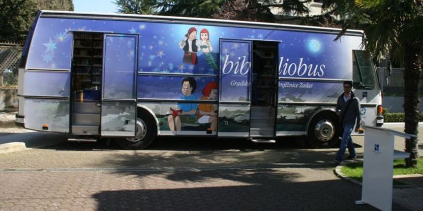 GKZD: Svečanost početka rada bibliobusa, foto: Arhiva Knjiznice GKZD: Svečanost početka rada bibliobusa, foto: Arhiva Knjiznice