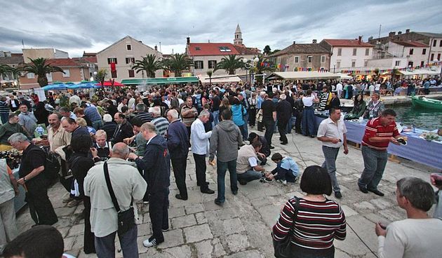 5. Eno-eko-gastro-etno stol (foto: Marin Gospić)