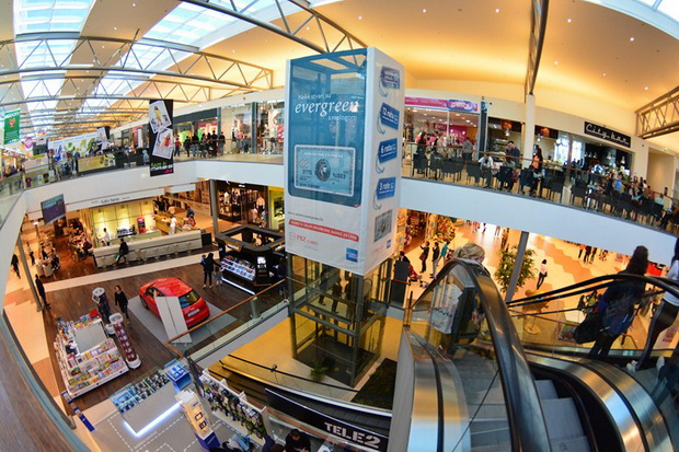 Supernova: Večer super popusta 17. svibnja 2014. Foto: Iva Perinčić Supernova: Večer super popusta 17. svibnja 2014. Foto: Iva Perinčić