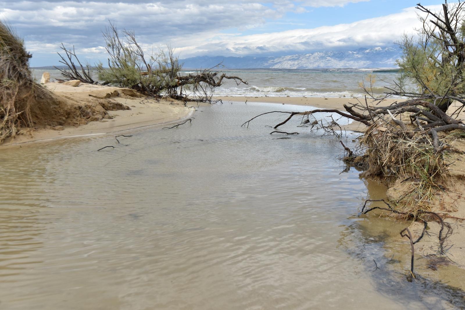 Čuvena ninska plaža Ždrijac teško stradala u poplavi