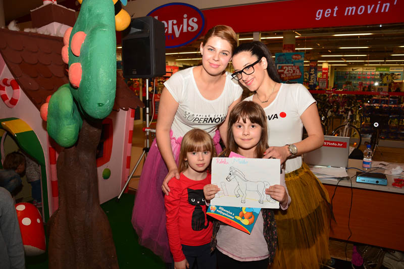 Supernova: Vesela subota 3. svibnja 2014. Foto: Iva Perinčić Supernova: Vesela subota 3. svibnja 2014. Foto: Iva Perinčić