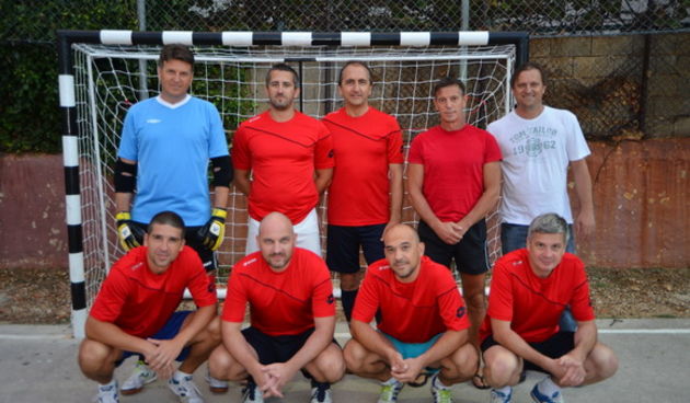 U povodu blagdana Kraljice Mira u Stanovima odigrana utakmica između liječnika i predstavnika Gradske uprave, Foto: Iva Perinčić