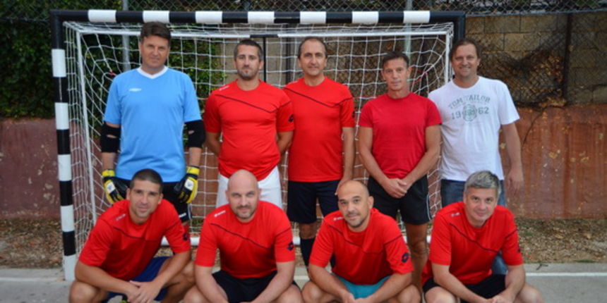 U povodu blagdana Kraljice Mira u Stanovima odigrana utakmica između liječnika i predstavnika Gradske uprave, Foto: Iva Perinčić