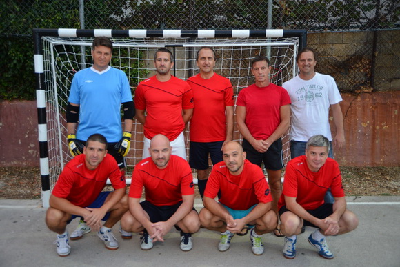 U povodu blagdana Kraljice Mira u Stanovima odigrana utakmica između liječnika i predstavnika Gradske uprave, Foto: Iva Perinčić