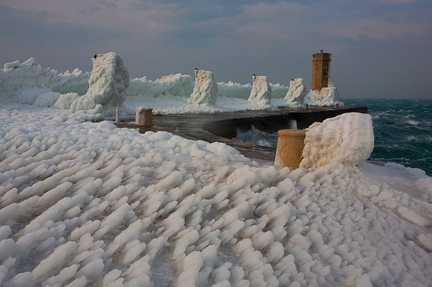 Senj u zagrljaju ledenog pokrivača, foto: Leo Banić