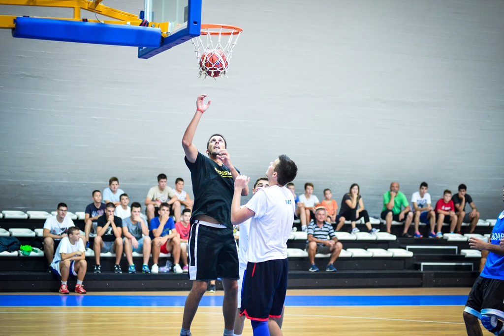 Projekt Koš za koš: Bili brig osvojio turnir i obnovu kvartovskog igrališta. Foto: Iva Perinčić Projekt Koš za koš: Bili brig osvojio turnir i obnovu kvartovskog igrališta. Foto: Iva Perinčić