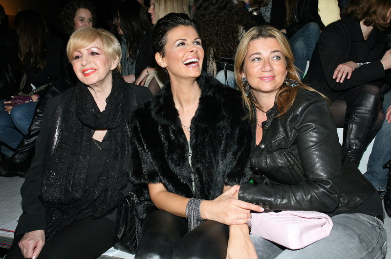 U trgovackom centru West gate odrzana je druga vecer modnog dogadjaja Nivea Cro a porter. Revije ce trajati od 24. do 27. ozujka. U trgovackom centru West gate odrzana je druga vecer modnog dogadjaja Nivea Cro a porter. Revije ce trajati od 24. do 27. ozujka.