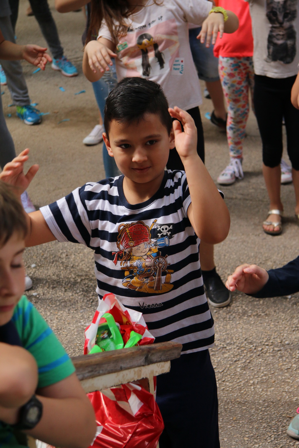 Posljednji dan nastave u OŠ Petra Preradovića u ritmu zumbe Posljednji dan nastave u OŠ Petra Preradovića u ritmu zumbe