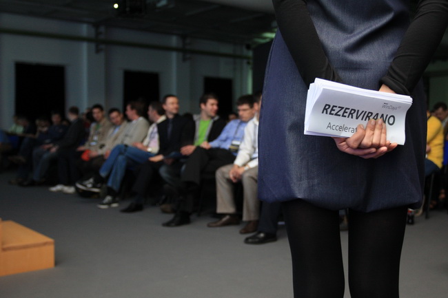 Rovinj, 190410.
U staroj TDR-ovoj tvornici cigareta pocela je deseta konferencija WinDays. Ove godine WinDays konferencija je podjeljena na dve tematske jedinice: prvi je WinDays tehnology koji traje od 19. do 22. 4. te WinDays business koji ce se odrzat Rovinj, 190410.
U staroj TDR-ovoj tvornici cigareta pocela je deseta konferencija WinDays. Ove godine WinDays konferencija je podjeljena na dve tematske jedinice: prvi je WinDays tehnology koji traje od 19. do 22. 4. te WinDays business koji ce se odrzat