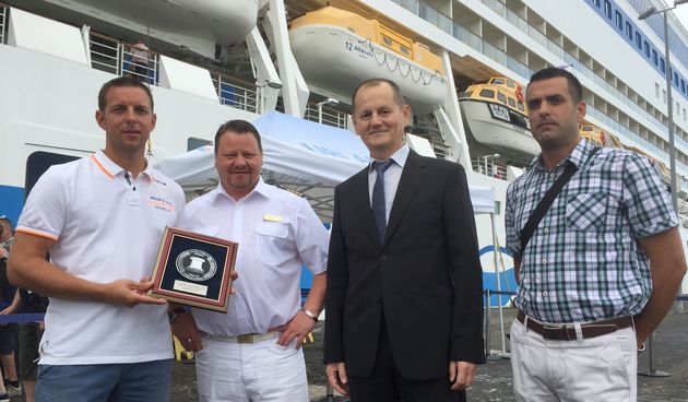 Jubilarni 100.000 ti putnik na kružnim putovanjima u 2016. godini u Zadru