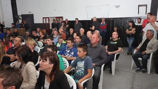 Bibinje: Predstavljena knjiga “Bitka za Vukovar” Damira Plavšića. Foto: Leo Banić Bibinje: Predstavljena knjiga “Bitka za Vukovar” Damira Plavšića. Foto: Leo Banić