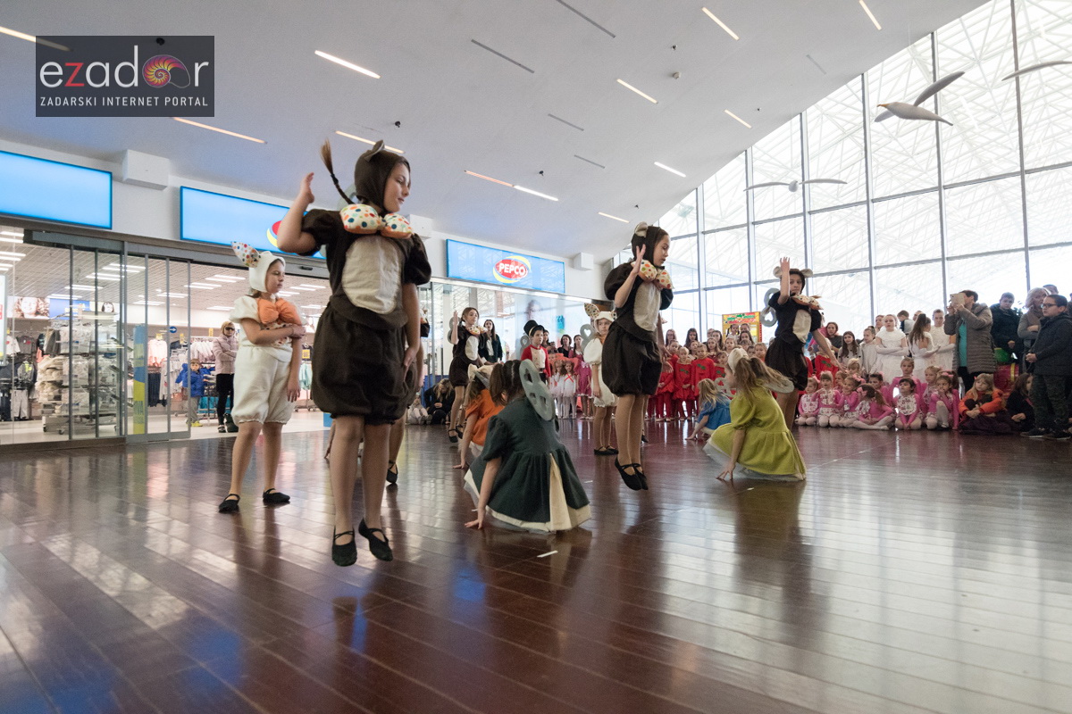 Plesni karneval u City Galleriji Plesni karneval u City Galleriji