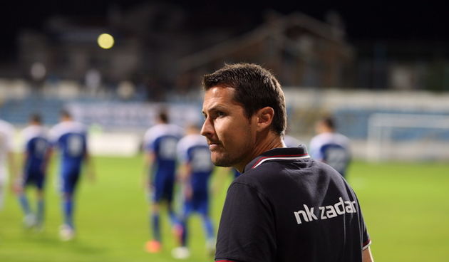 Zadar, 271012. Igraliste Stanovi.Prva HNL liga. Nogometna utakmica Nk Zadar – Nk Rijeka. Igraliste Stanovi. Na fotografiji: trener Zadra Ferdo Milin.Foto: Jure Miskovic / CROPIX