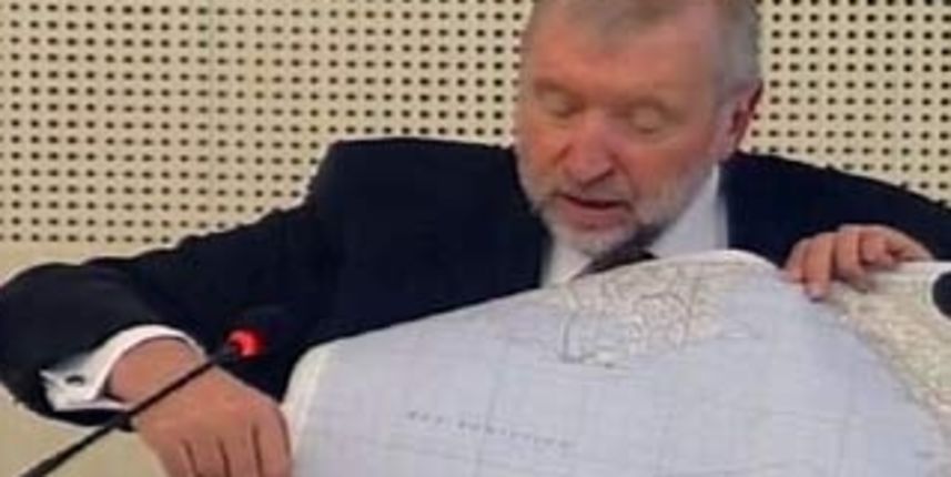 Rupel sa zemljovidom (Foto: HTV) Rupel sa zemljovidom (Foto: HTV)