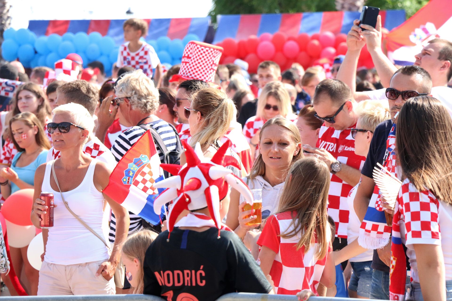 Na Viru se svim srcem navijalo za Vatrene