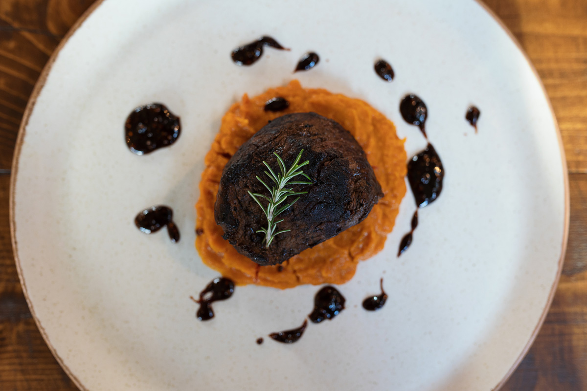 Posjetili smo novootvoreni Public Steak & Burger House u Zadru