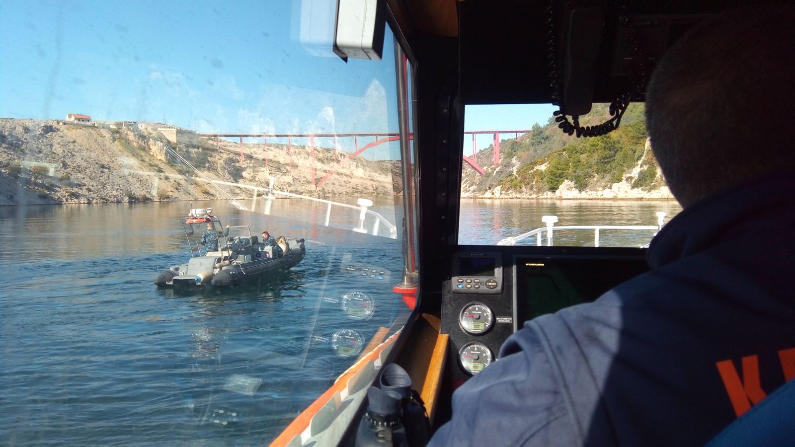 U Novskom ždrilu i dalje traje intenzivna potraga za nestalim pilotom